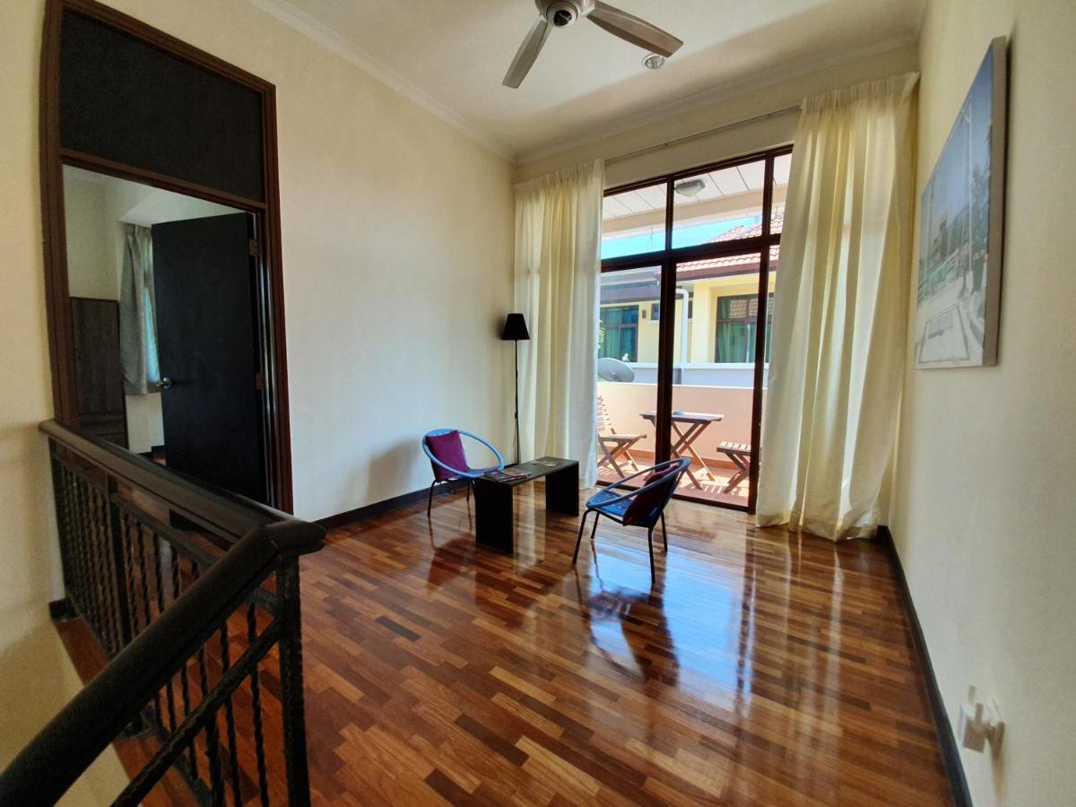 Apartament Eden Cosy Living Batu Ferringhi Zewnętrze zdjęcie