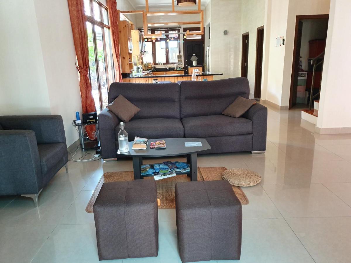 Apartament Eden Cosy Living Batu Ferringhi Zewnętrze zdjęcie