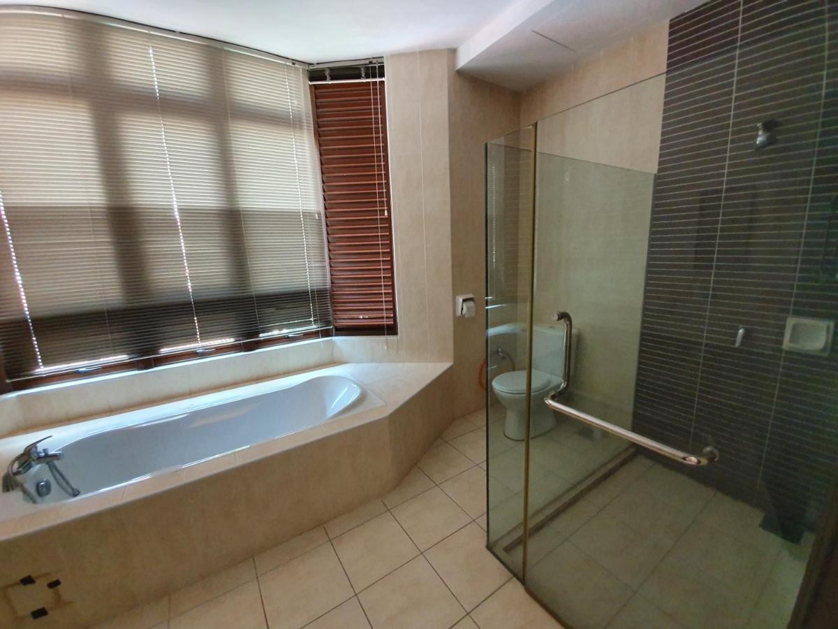 Apartament Eden Cosy Living Batu Ferringhi Zewnętrze zdjęcie